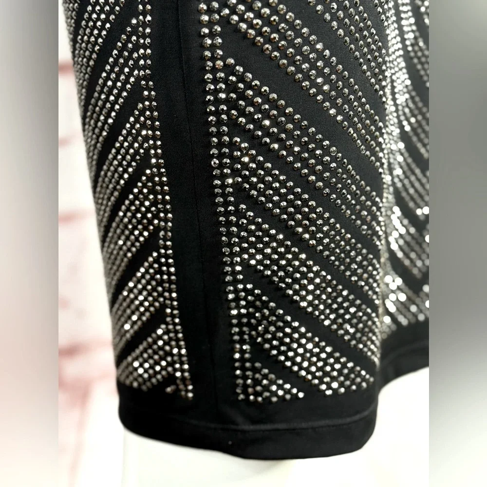 CACHE XS Silver Metallic Studs Embellished Black V-Neck Sleeveless Dress Size XS - Picture 6 of 15
